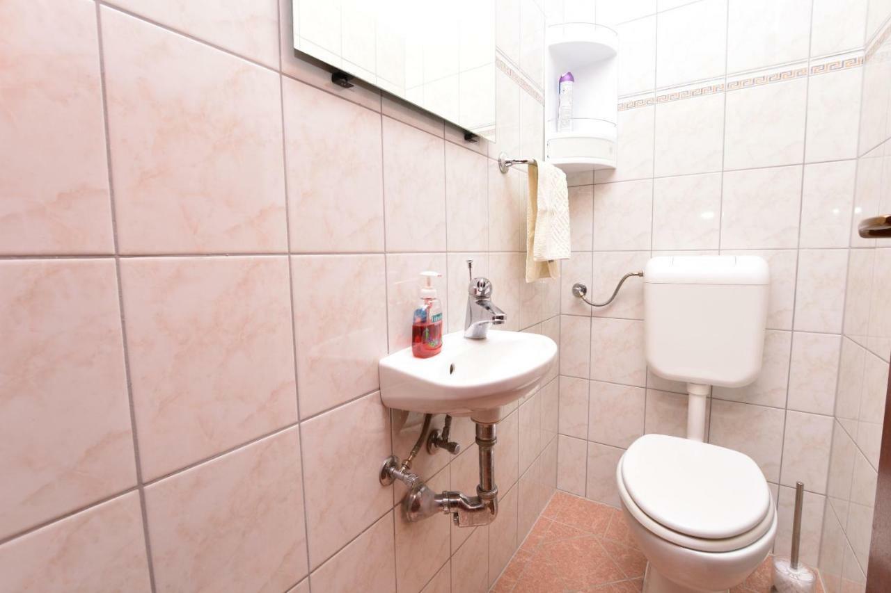 Apartment Zdravko Primošten Екстериор снимка