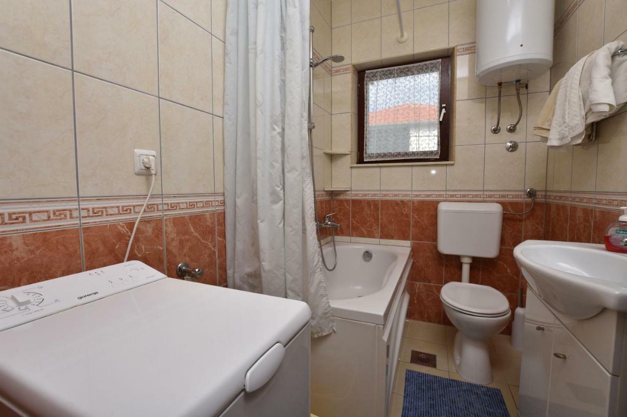 Apartment Zdravko Primošten Екстериор снимка