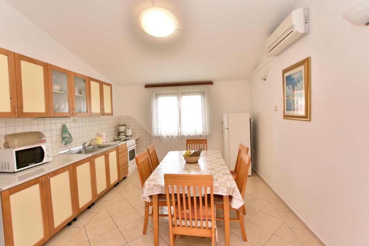 Apartment Zdravko Primošten Екстериор снимка