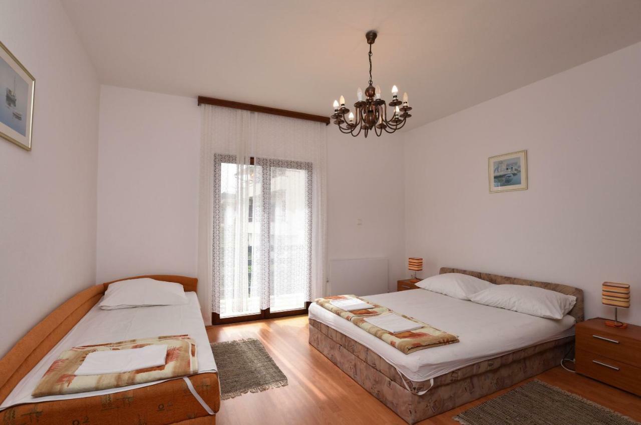 Apartment Zdravko Primošten Екстериор снимка